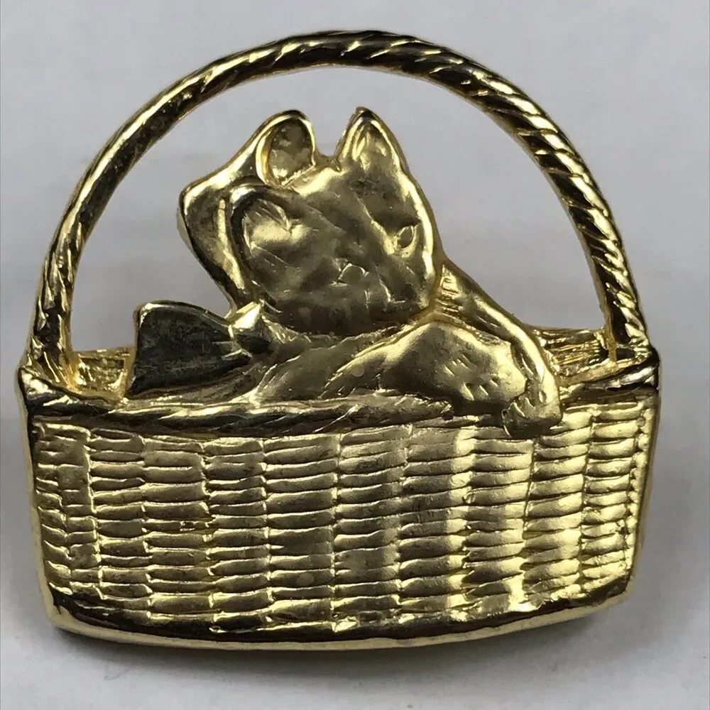 Cat in Basket Gold Tone Vintage Pin Brooch